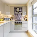 Temple Bar Apartments - Crow Street 22